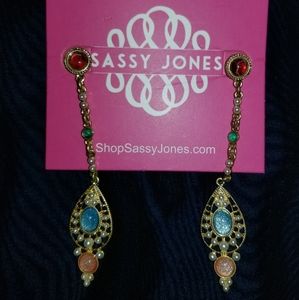 Sassy Jones Earrings